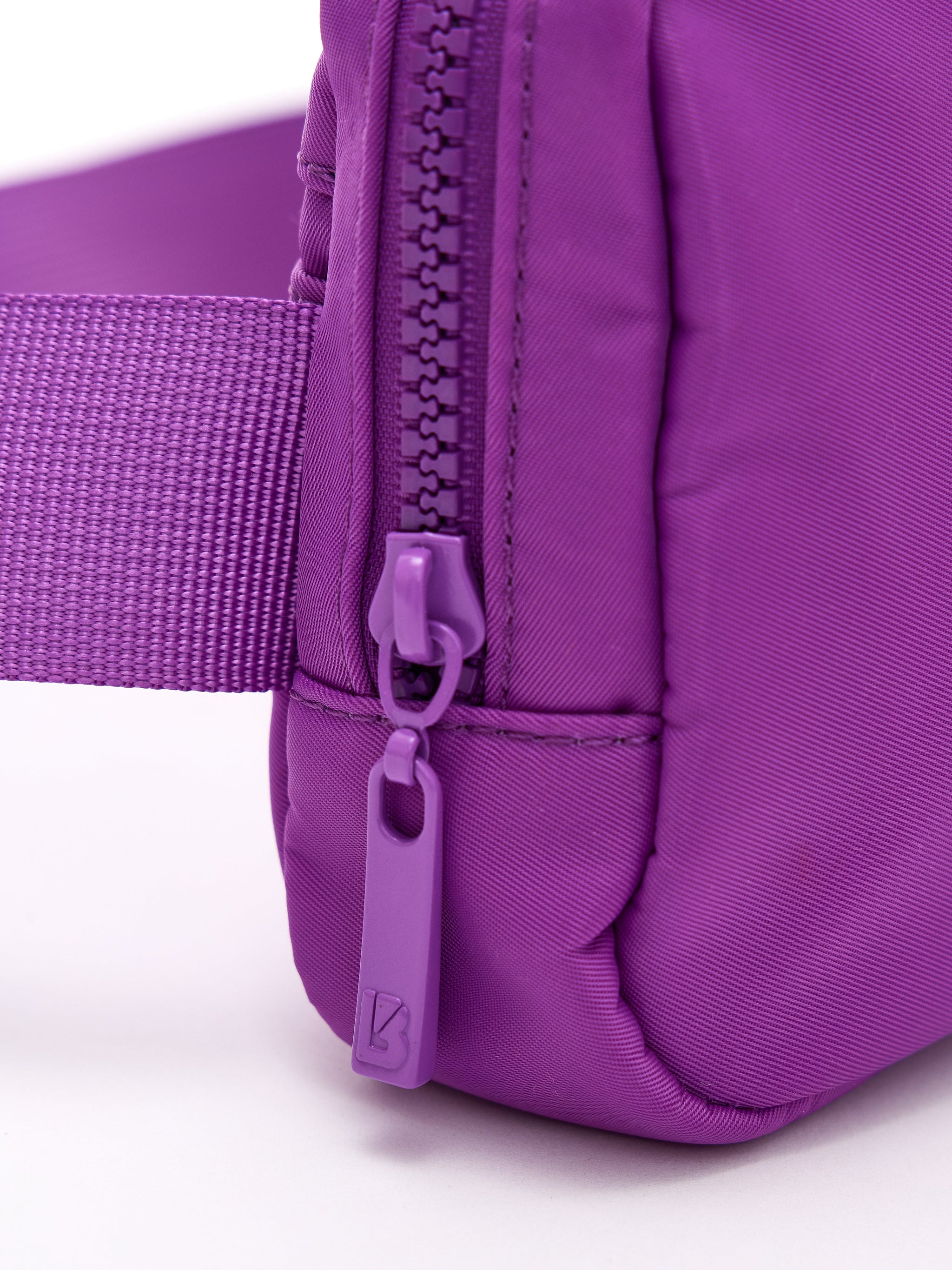 Breakthrough Belt Bag - Gusher