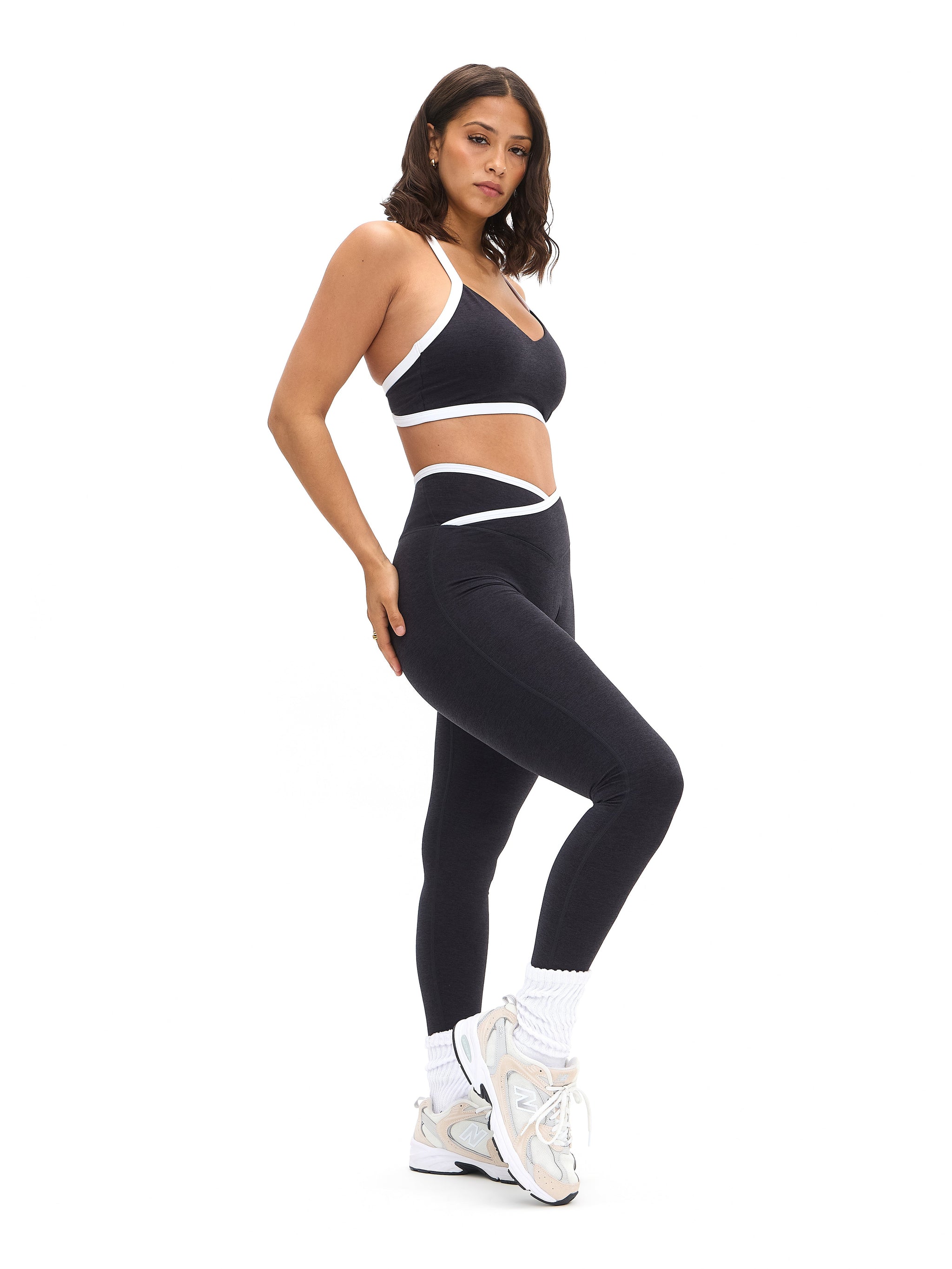 Dream Heather Contrast Sports Bra - Black and White