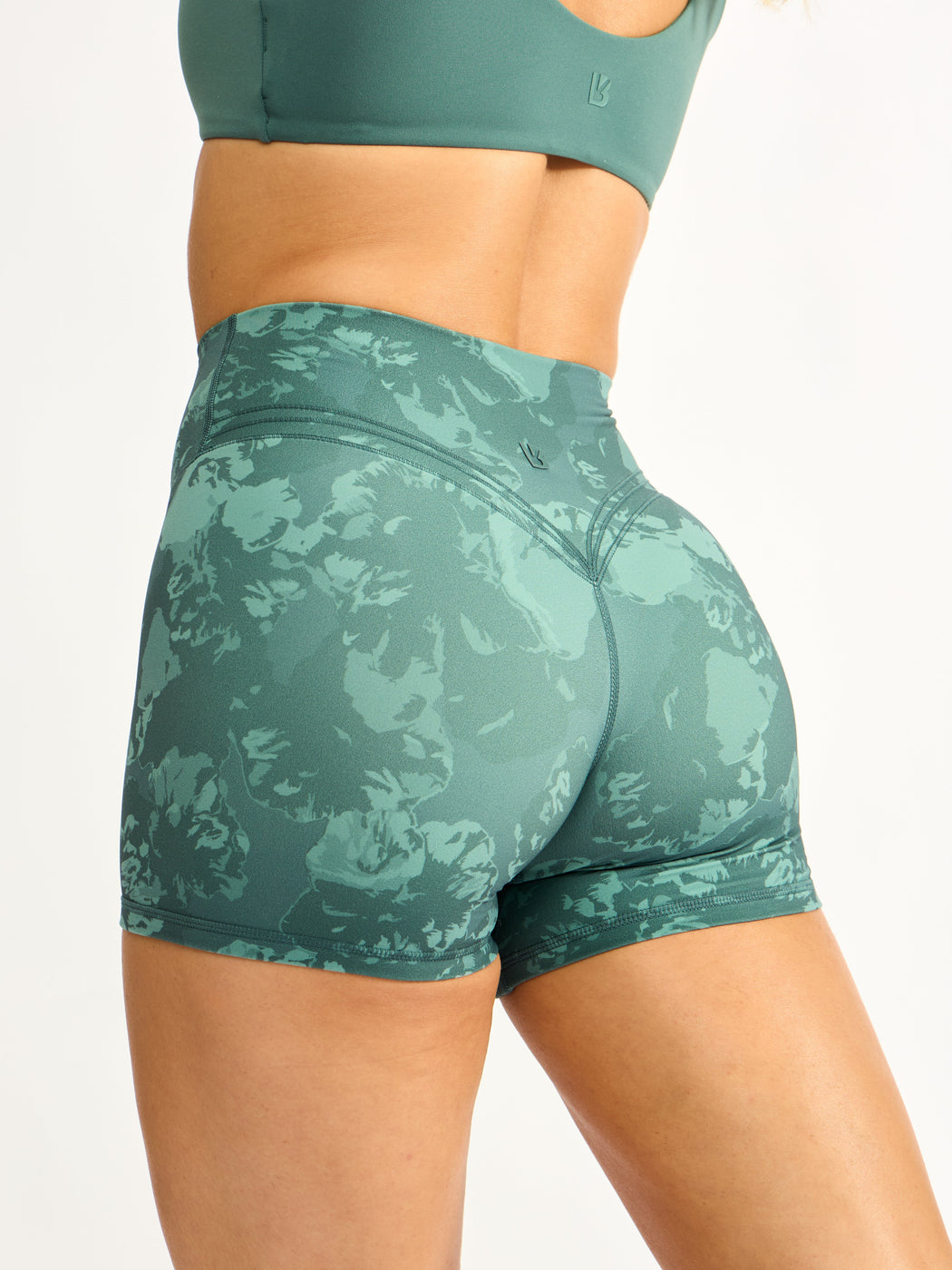 Micro Legacy Short 4" - Ivy Dahlia