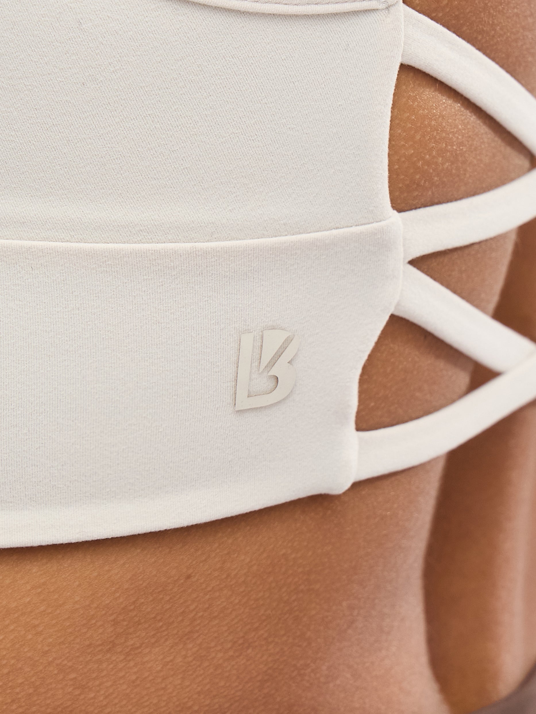 Reversible Nubre Crop - Bone / Cold Brew