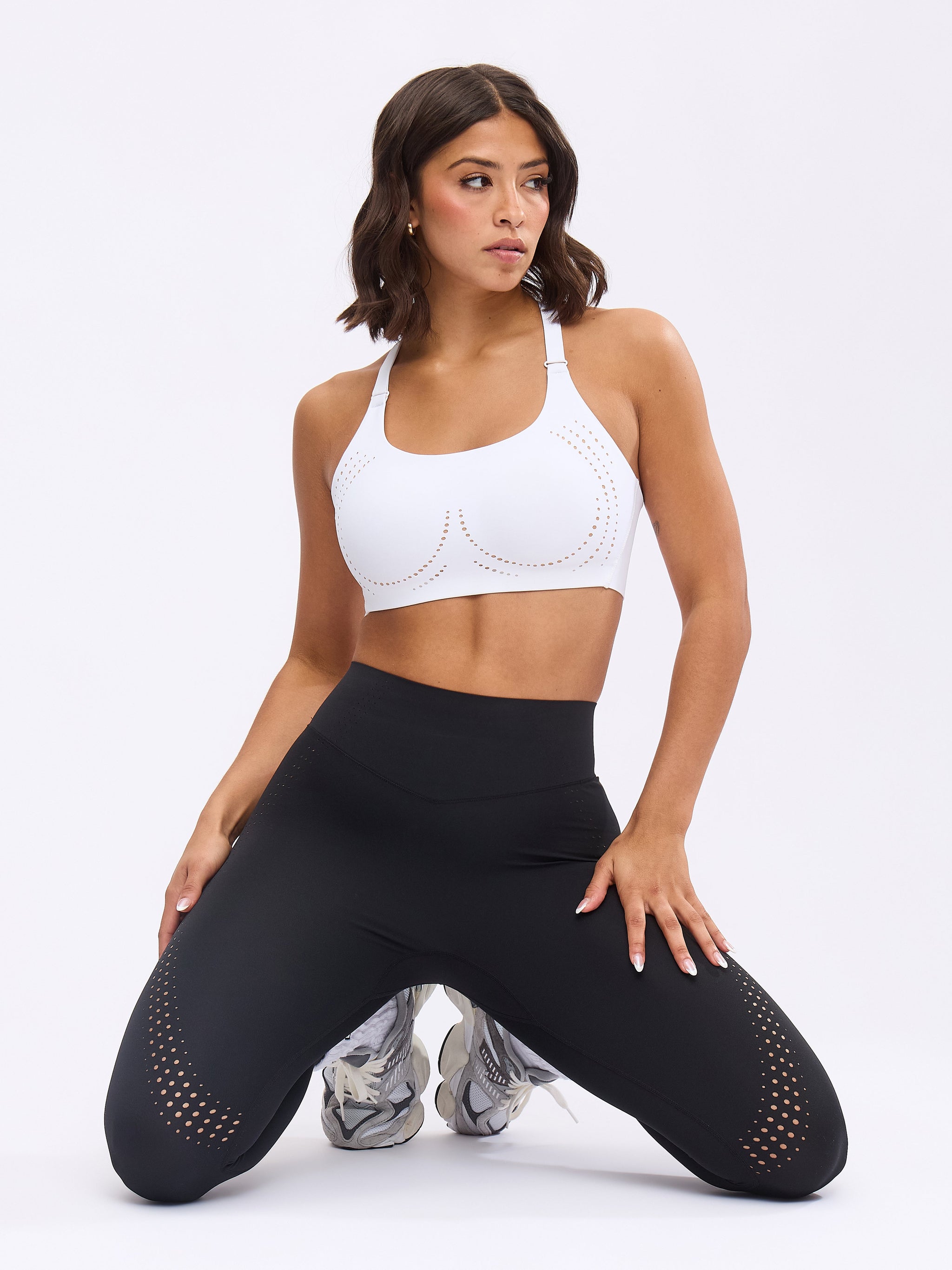 Airbrush Laser BTC Sports Bra - White