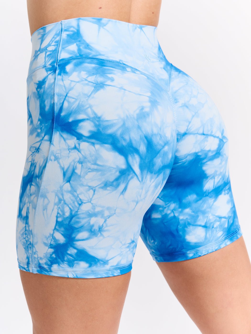 Aggressive Scrunch Short 7" - Blue Bubbles Tie Dye