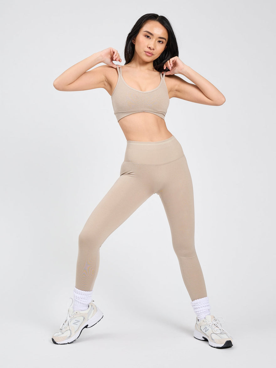 Shape Seamless Sports Bra - Chamomile