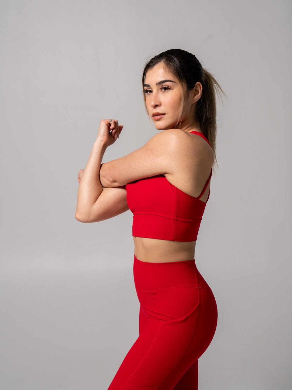 Revolution Sports Bra - Lipstick Red