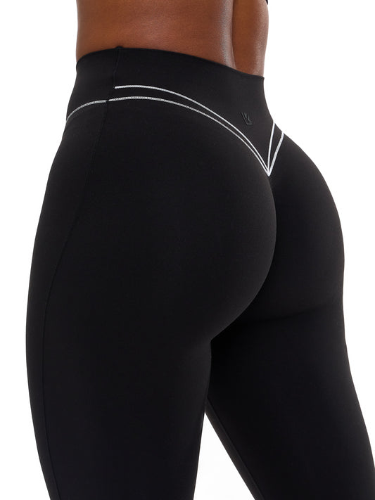 Aggressive Scrunch Highlight Legging - Onyx Black