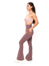 Thumbnail 4 of Legacy Flare Legging - Mocha Berry, 4 of 6