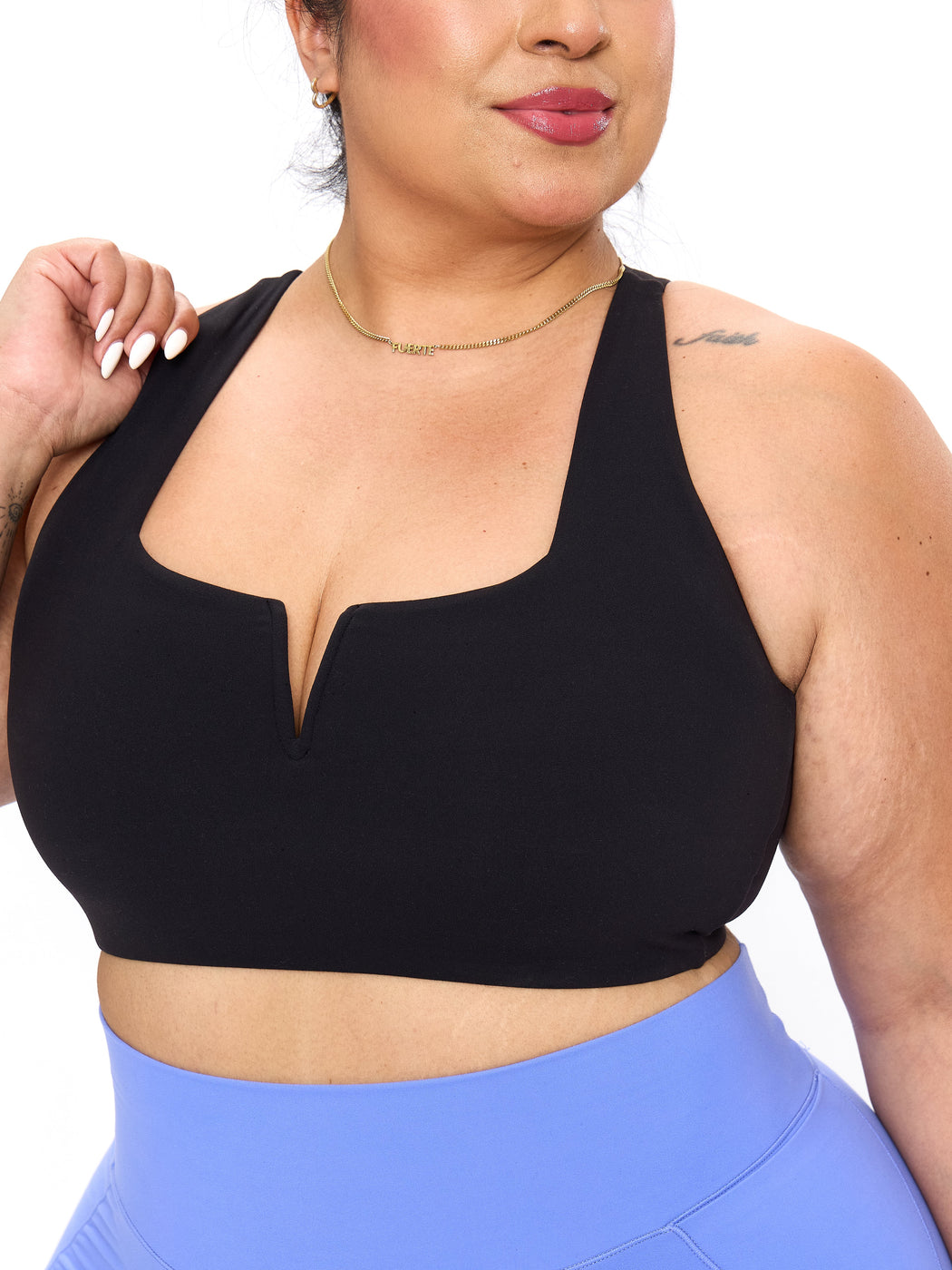 *PREORDER* Nubre Notch Sports Bra - Onyx Black