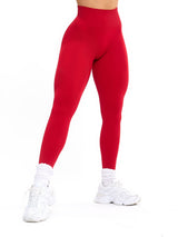 Thumbnail 4 of Form Seamless Legging - Lipstick Red, 4 of 5
