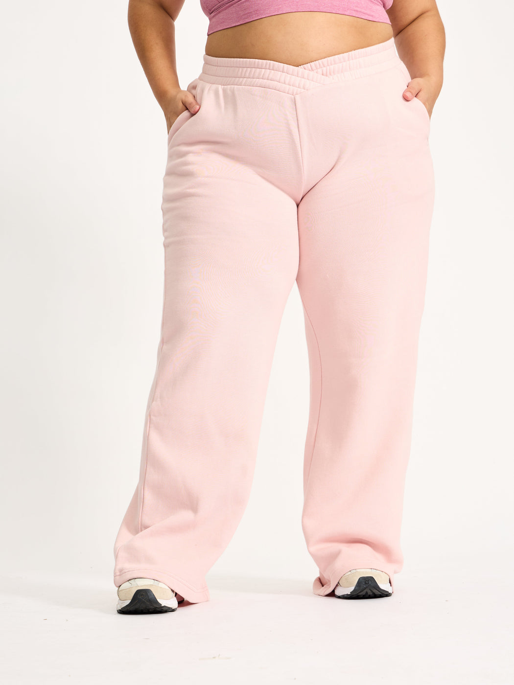 Threads Crossover Sweat Pant - Love Story