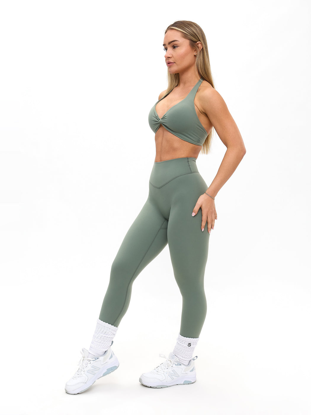 Poshknit Twist Halter - Matcha Latte