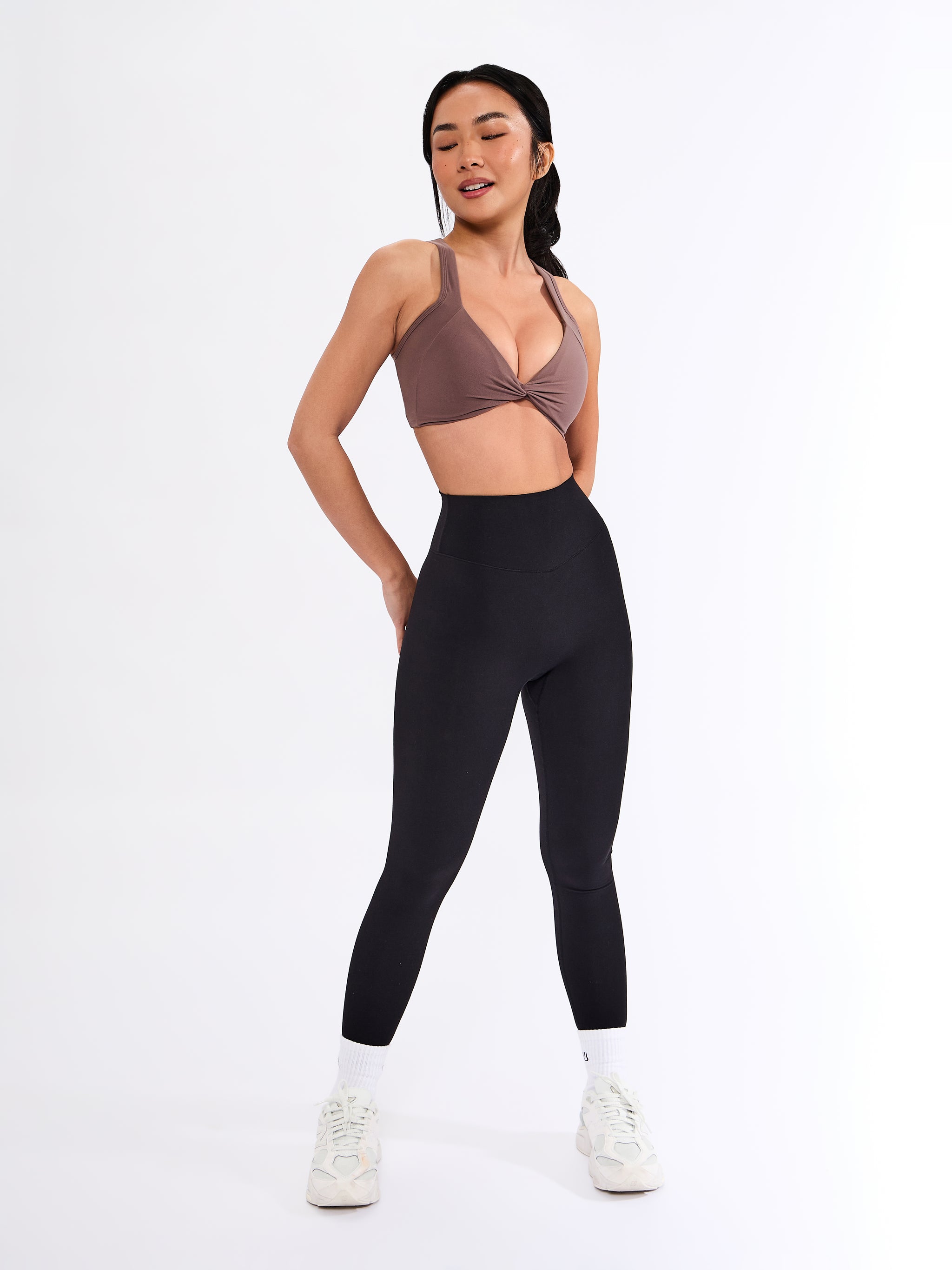 Twisted Curve Sports Bra - Mocha Berry