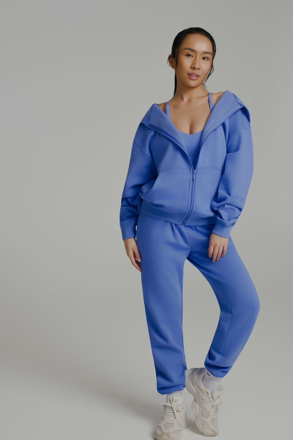 **PREORDER** Threads Zip Hoodie - Azul