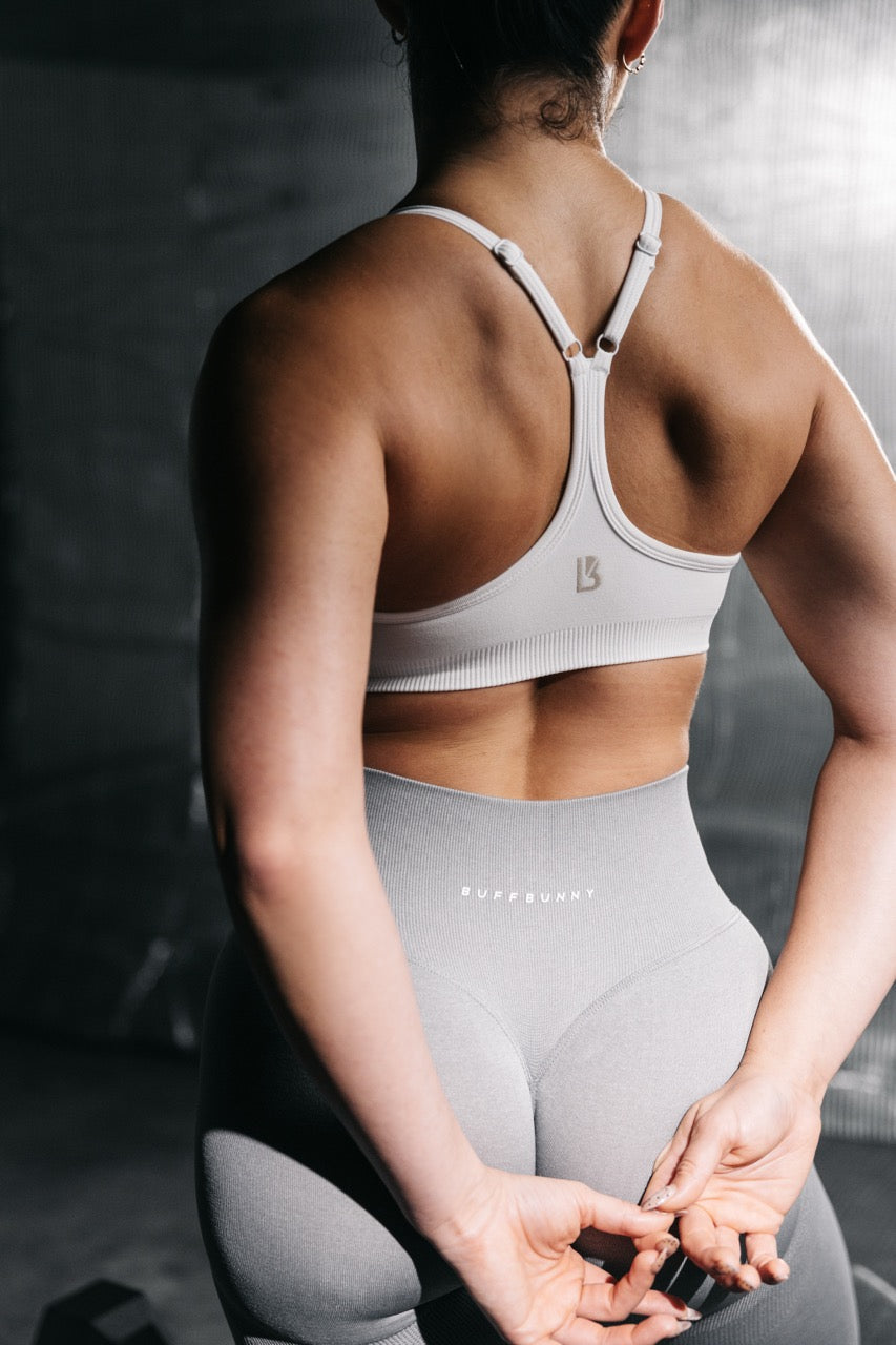 Power Seamless Sports Bra - White