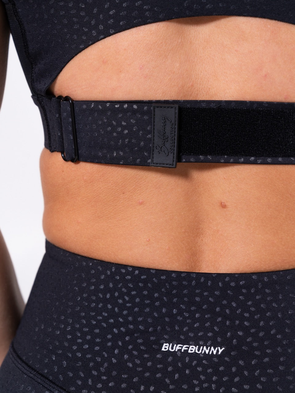 Wicked Zip Sports Bra - Flocked Bossy Print