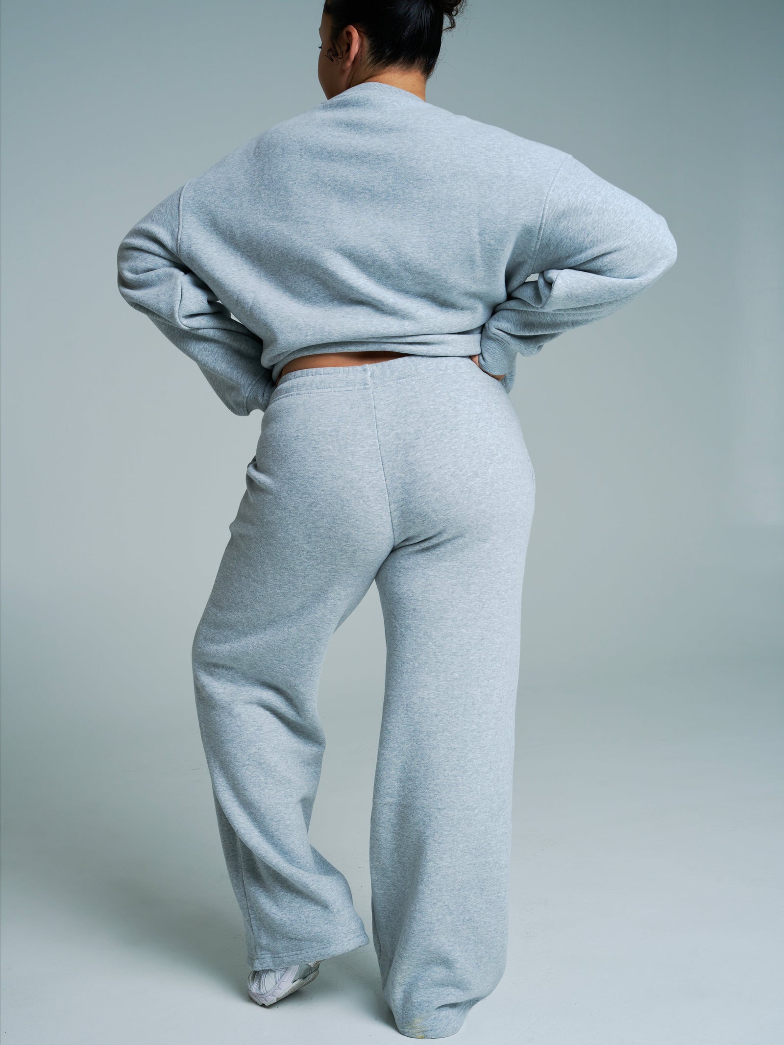 Plush Fleece Crew Pullover - Heather Grey