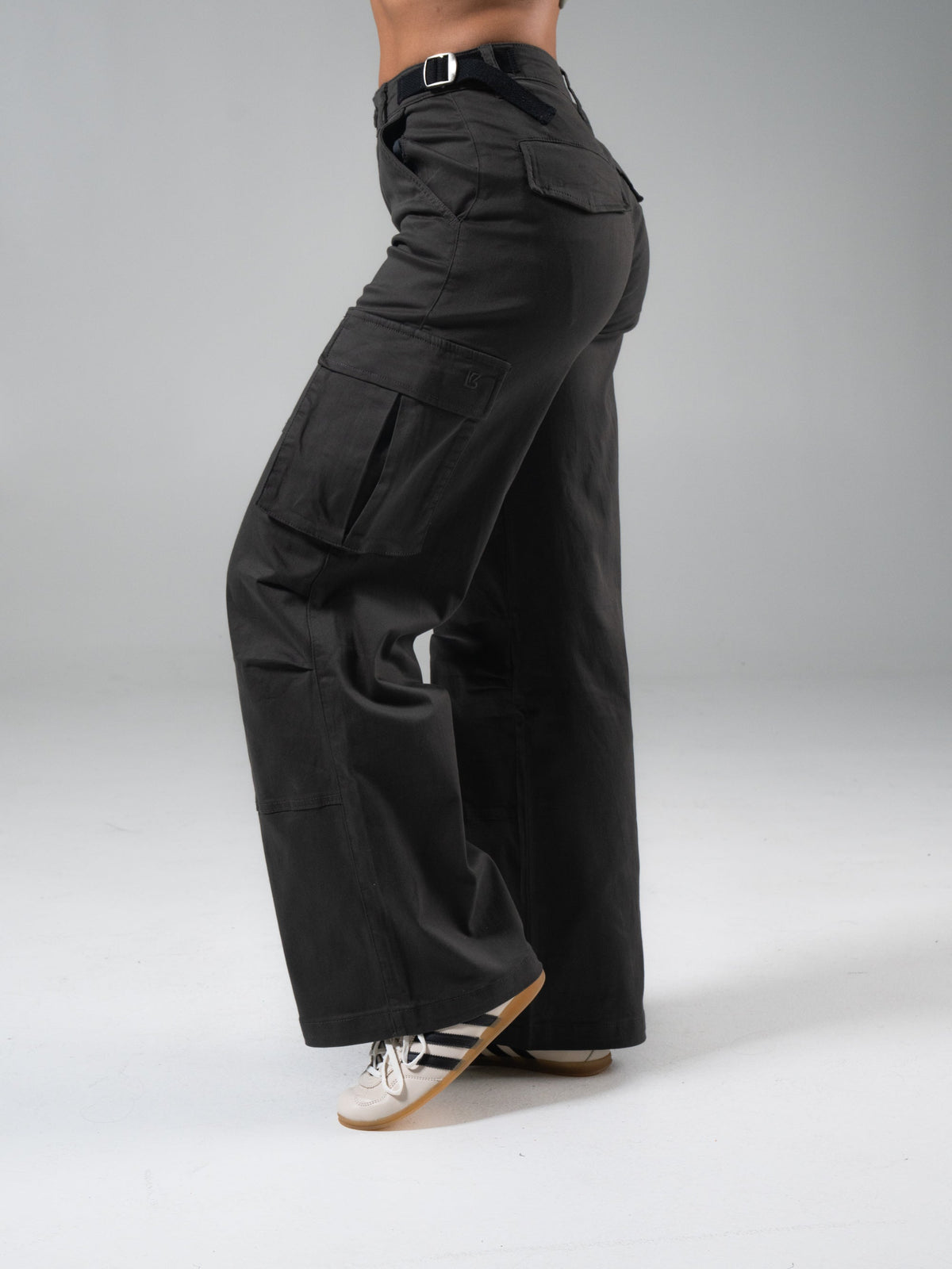 Wide Leg Cargo Pant - Vintage Black
