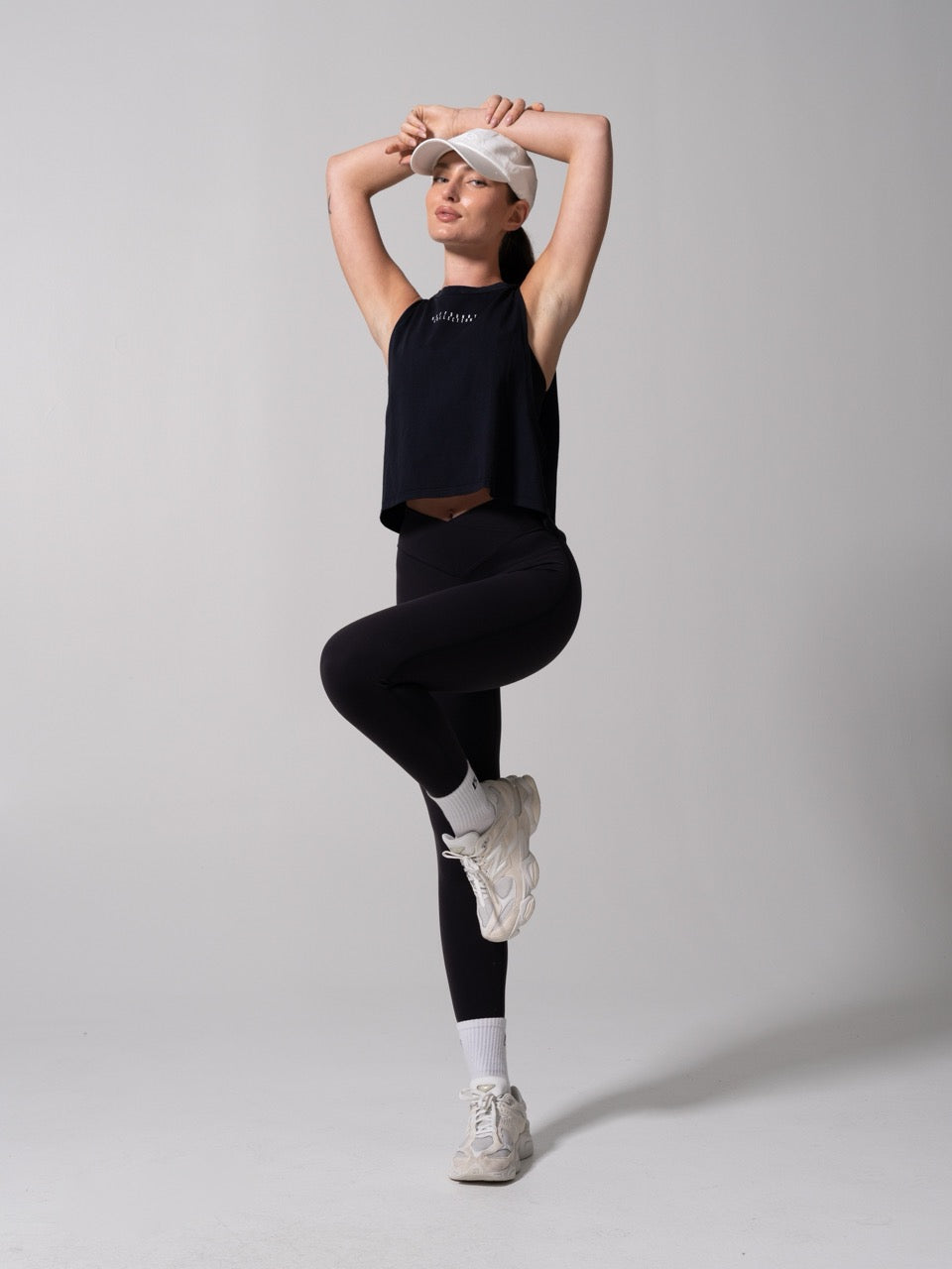 Essential Waist Tank - Onyx Black