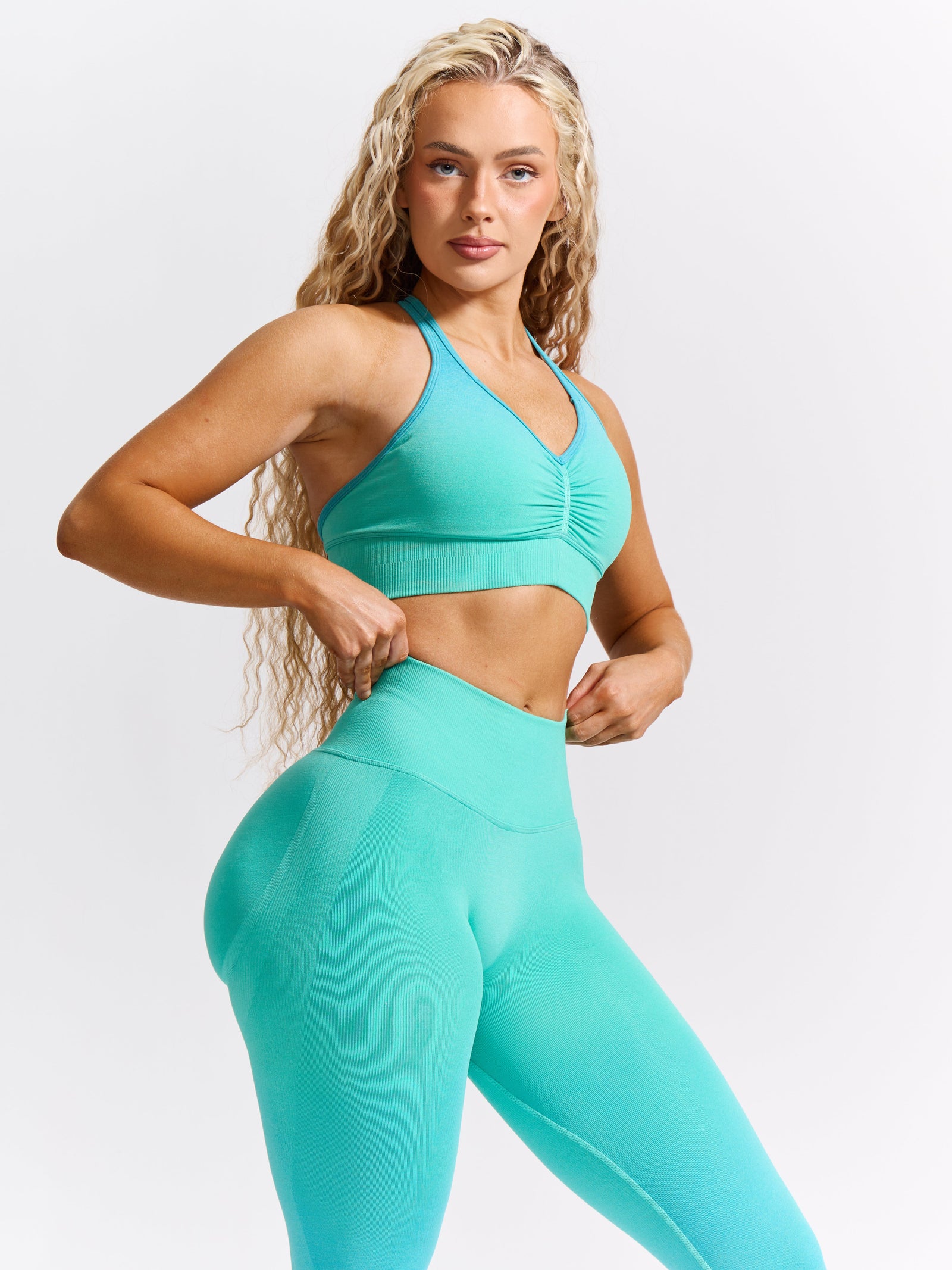 Halter Seamless Sports Bra - Playa Ombre