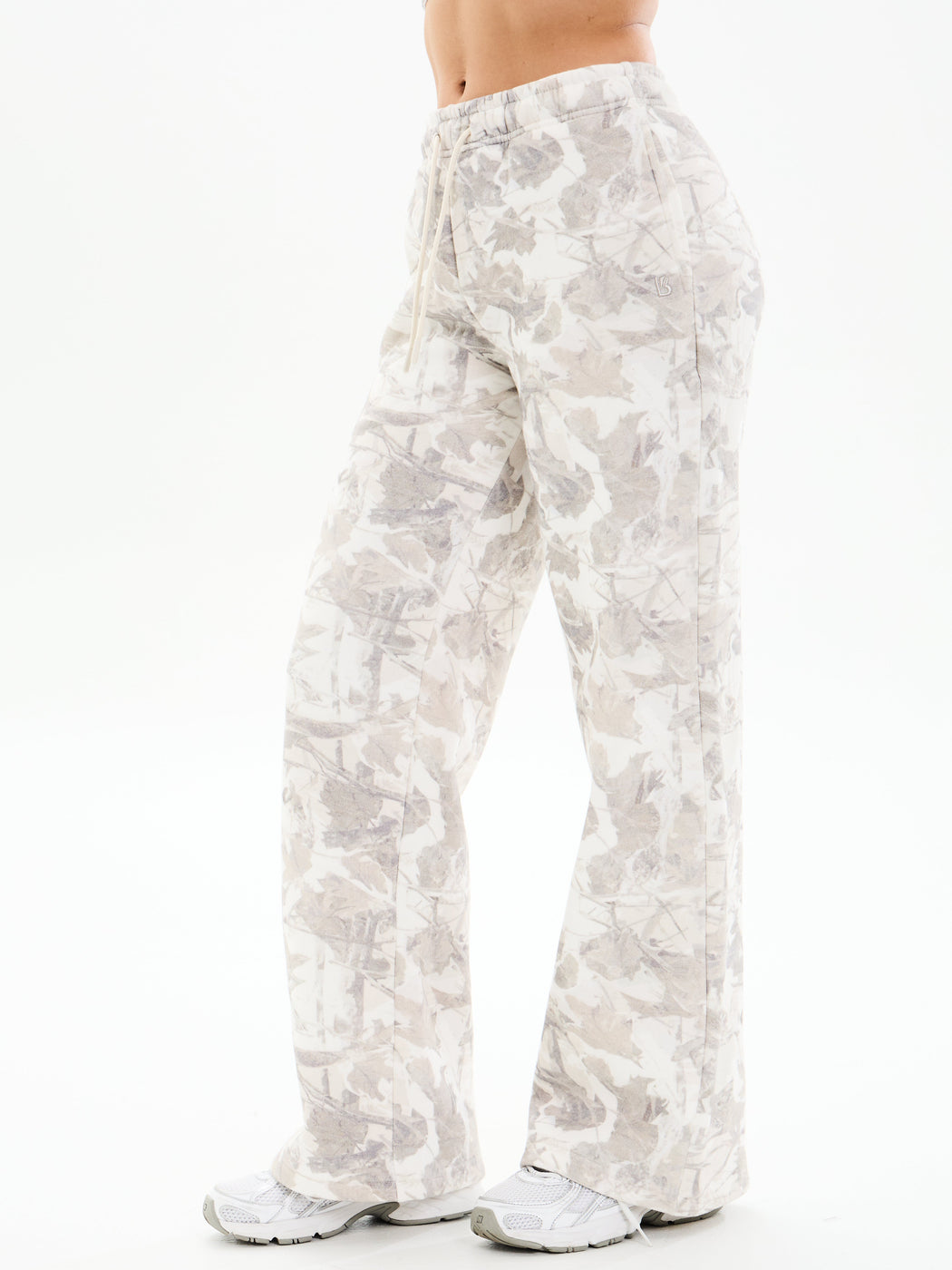 Plush Fleece Straight Leg Sweat Pant - Snow Camo