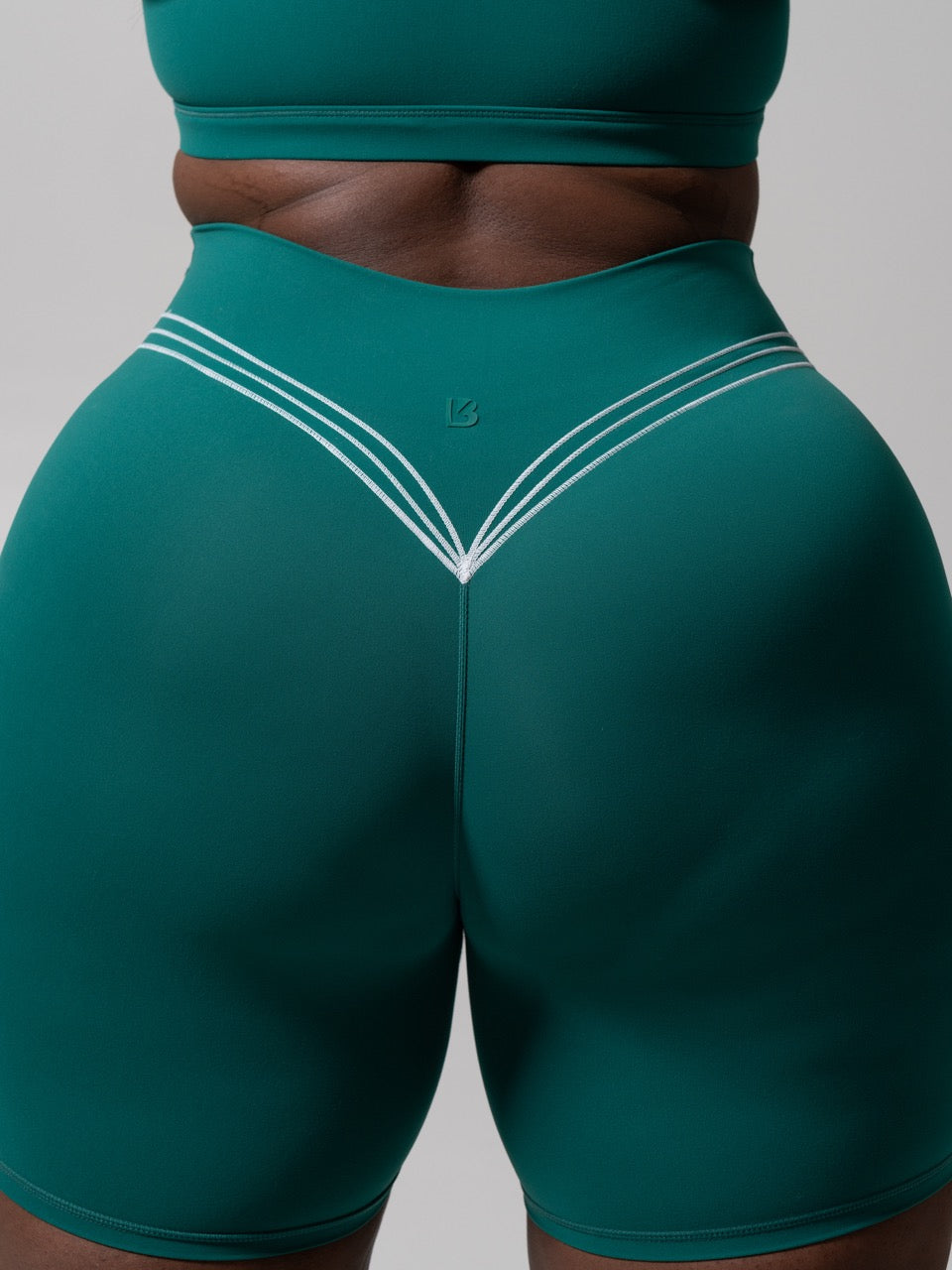 Micro Legacy Short 6