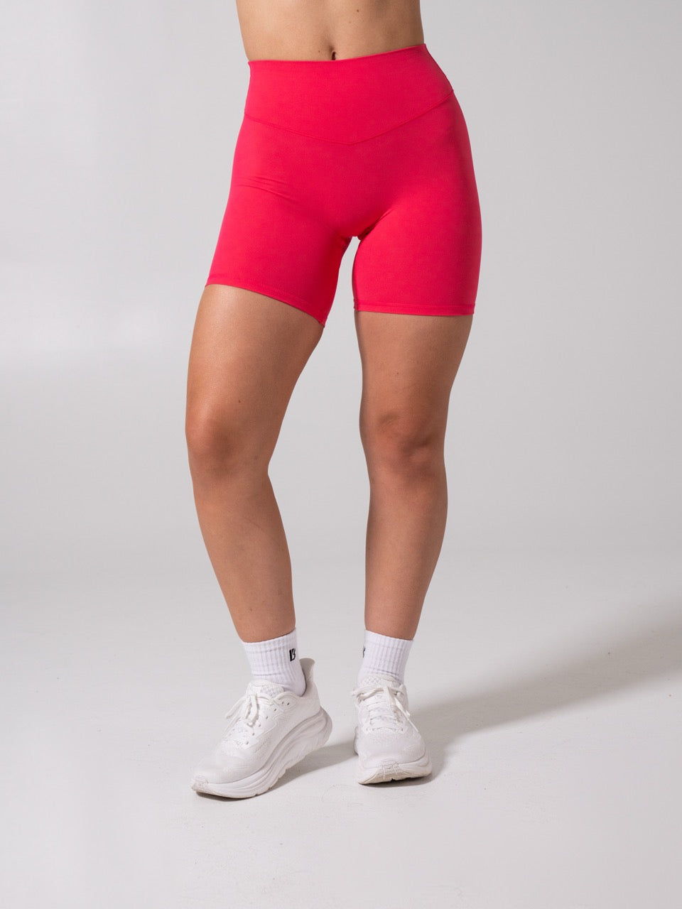 Micro Legacy Short 6" - Punch
