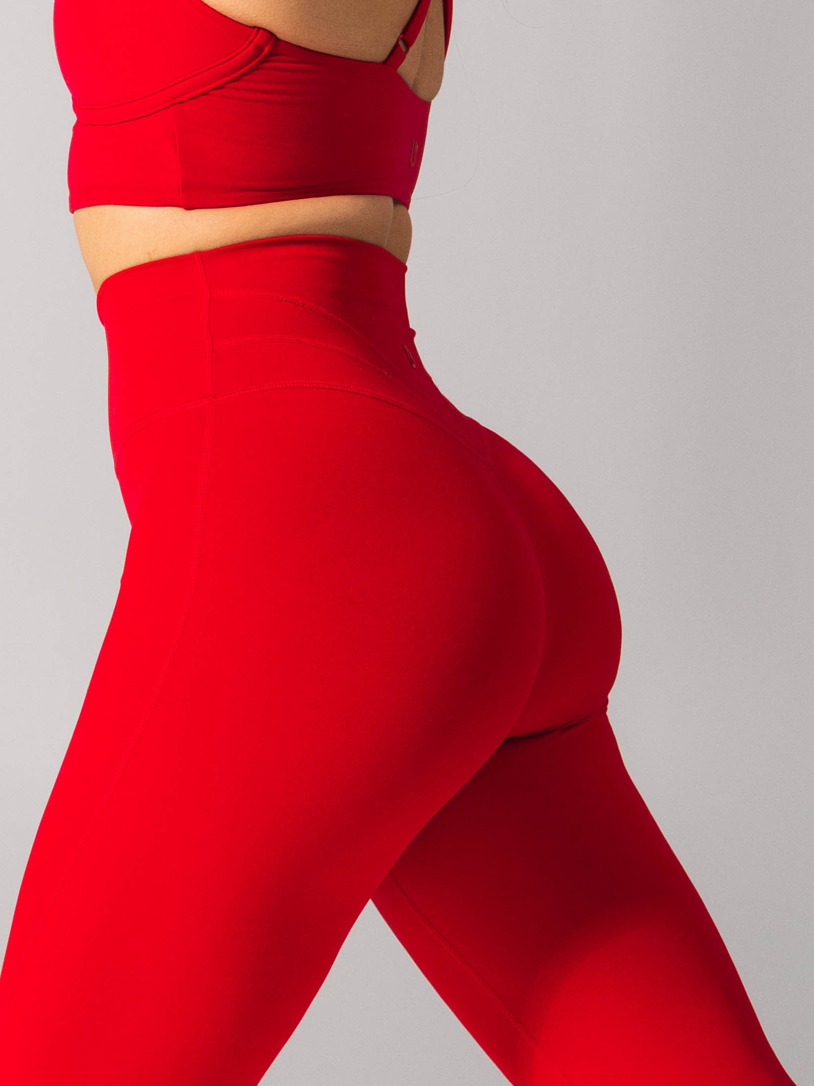Legacy Legging - Lipstick Red