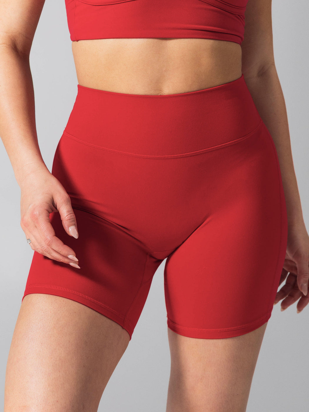 Legacy Short 6" - Lipstick Red