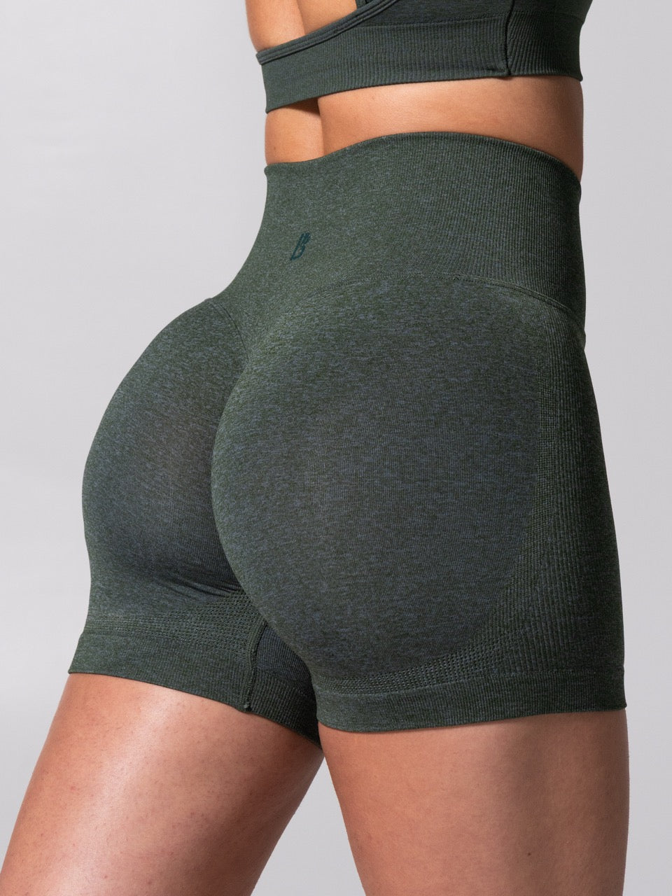 Miracle Seamless High Rise Short 4.5" - Heather Limon Pepino