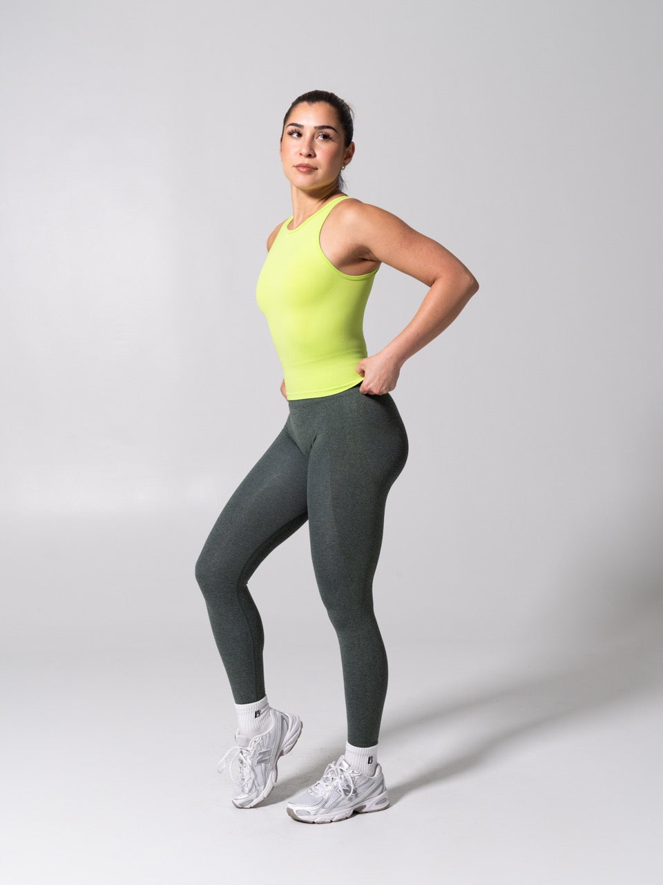 **PREORDER** Shape Seamless Hip Tank - Heather Margarita