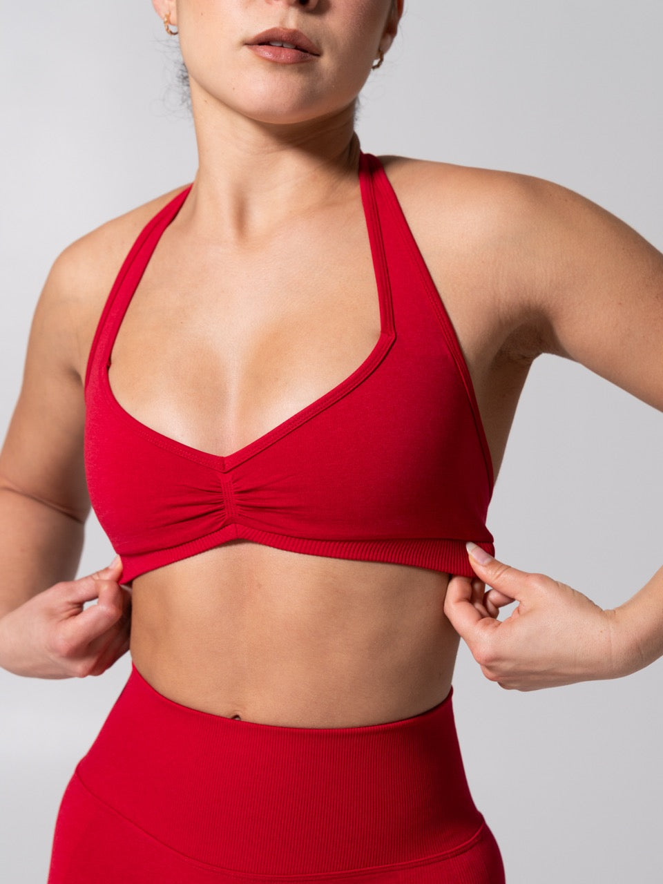 **PREORDER** Micro Seamless Sports Bra - Heather Lipstick Red