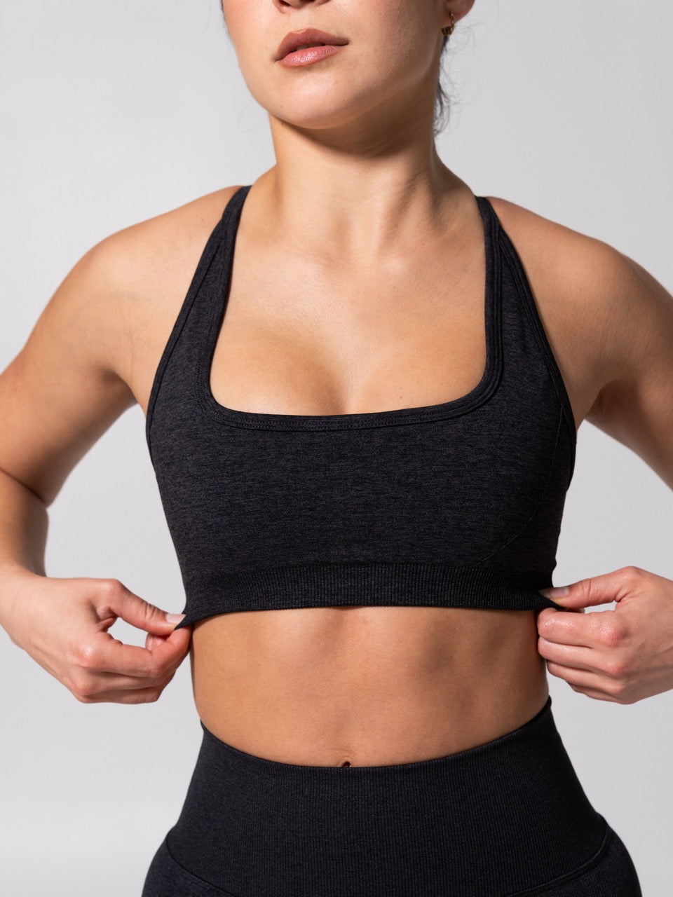 **PREORDER** Power Seamless Sports Bra - Heather Charcoal