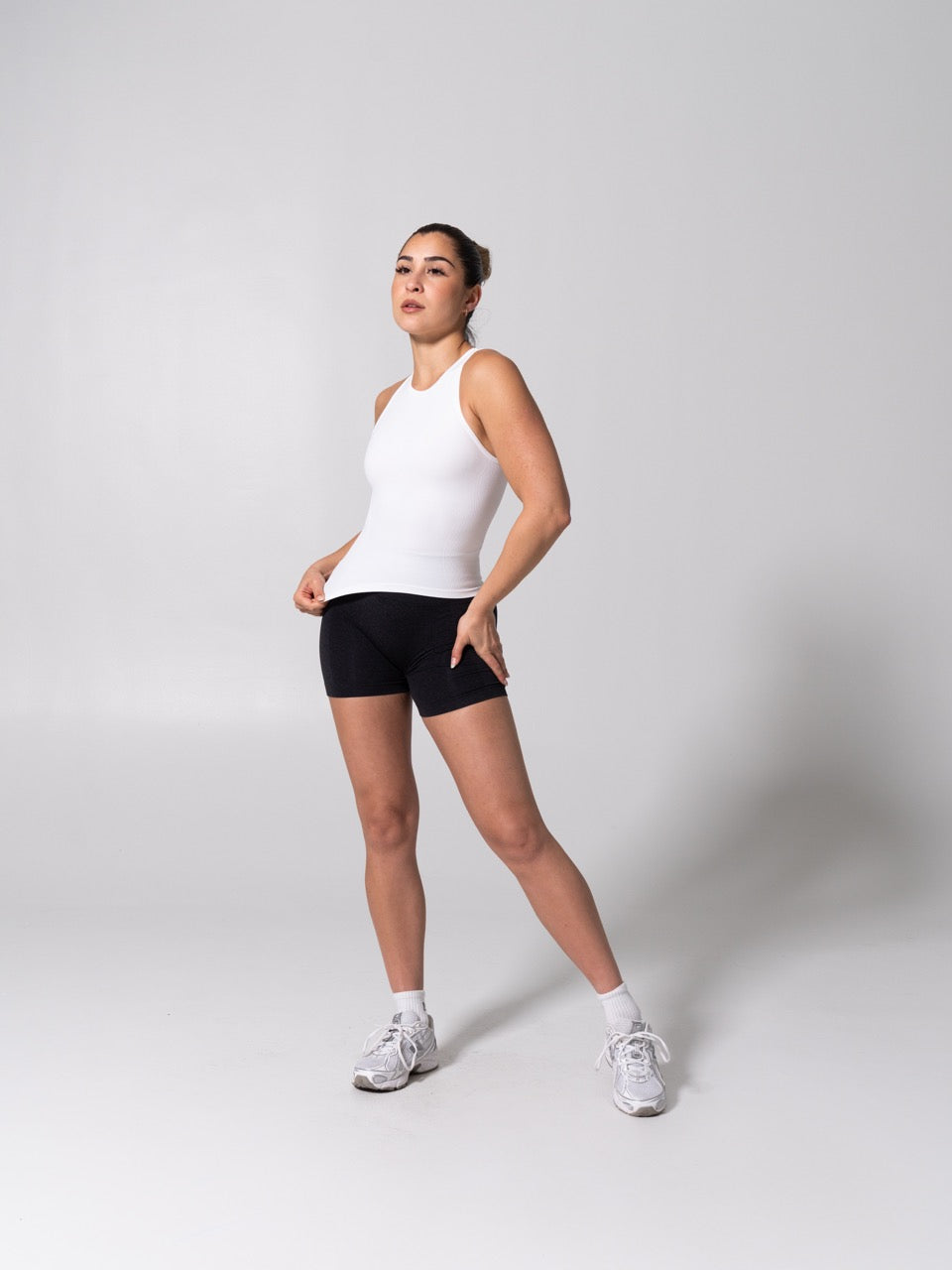 **PREORDER** Shape Seamless Hip Tank - White