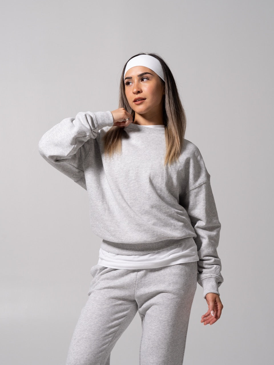 Threads Crew Pullover - Heather Grey