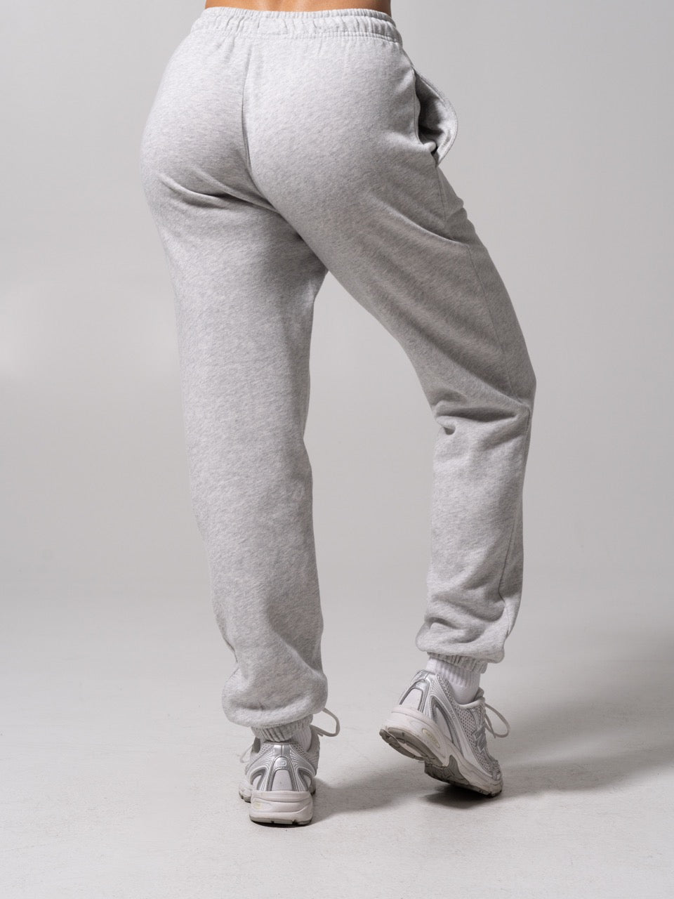 Threads Jogger Sweatpant - Heather Grey