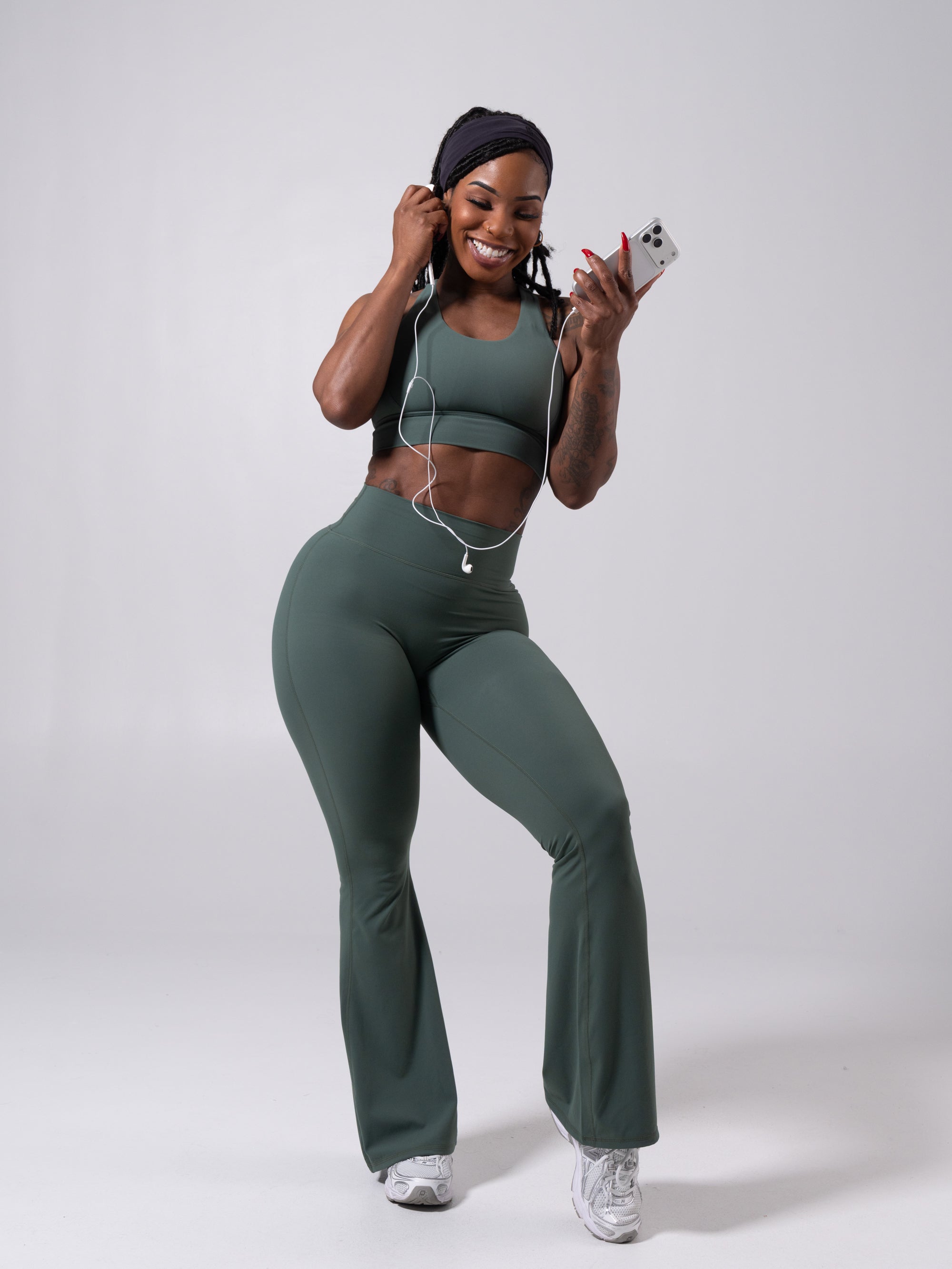 Legacy Flare Legging - Limon Pepino