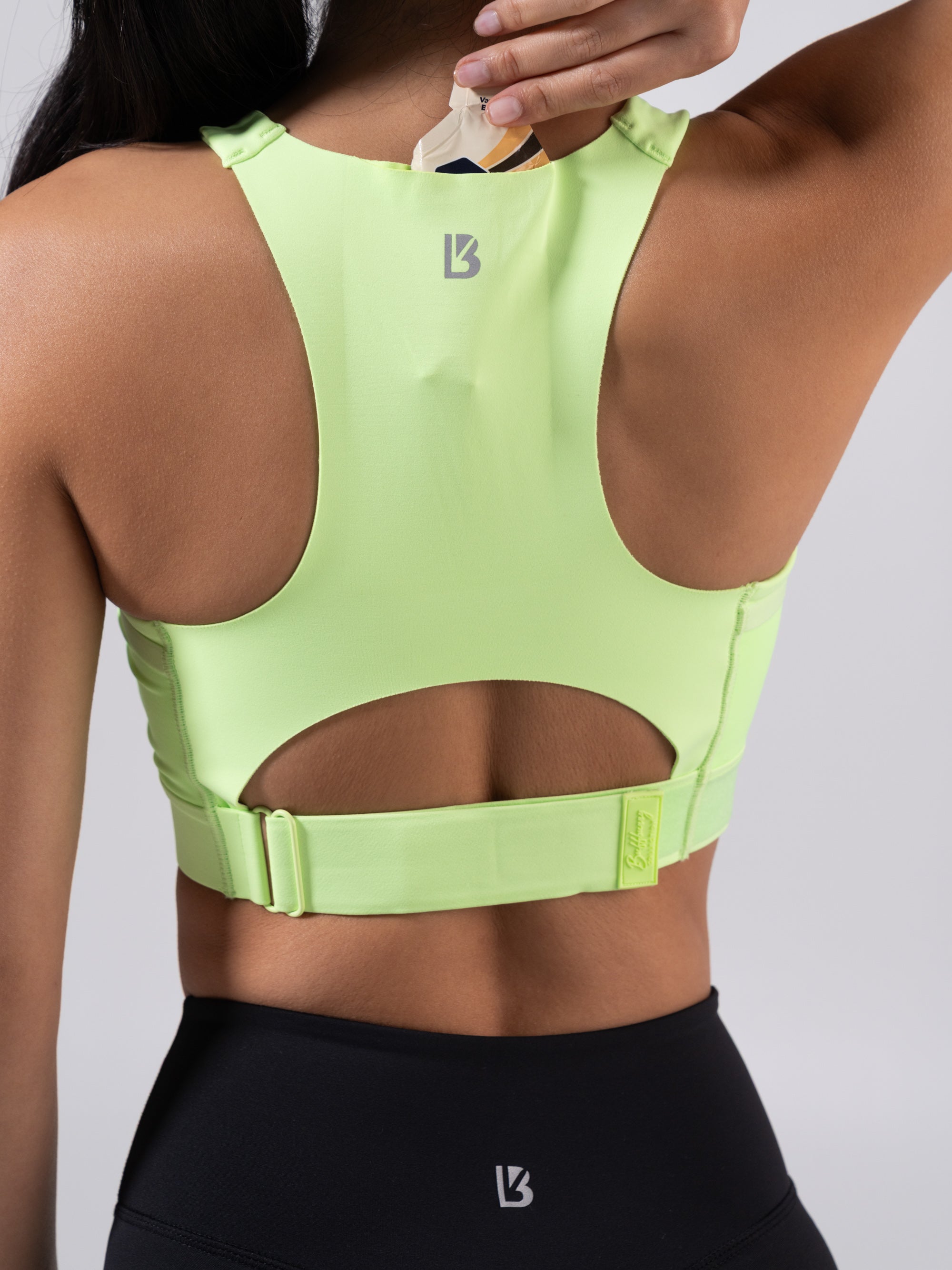 Wicked Zip Sports Bra - Margarita