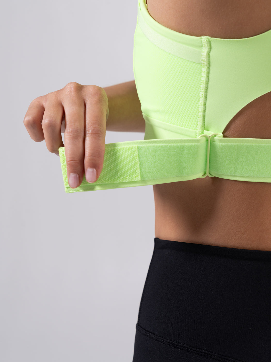 Wicked Zip Sports Bra - Margarita