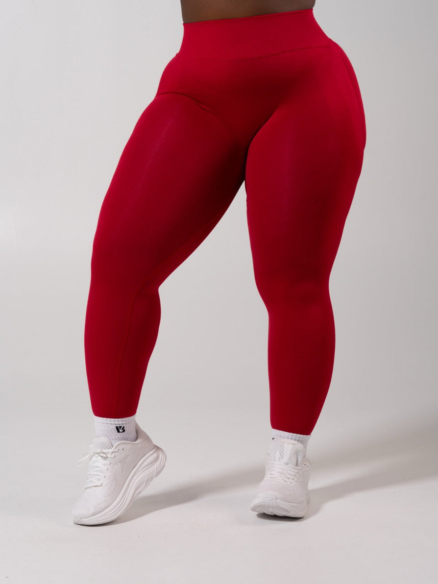 **PREORDER** Miracle Seamless Hip Rise Legging - Heather Lipstick Red