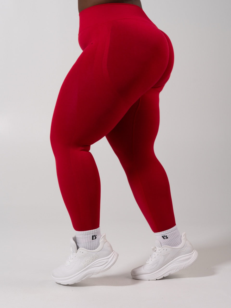 **PREORDER** Miracle Seamless Hip Rise Legging - Heather Lipstick Red