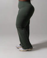Thumbnail 2 of Poshknit Straight Leg Pant - Limon Pepino, 2 of 5