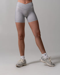 Siren Scrunch Short 5" - Platinum