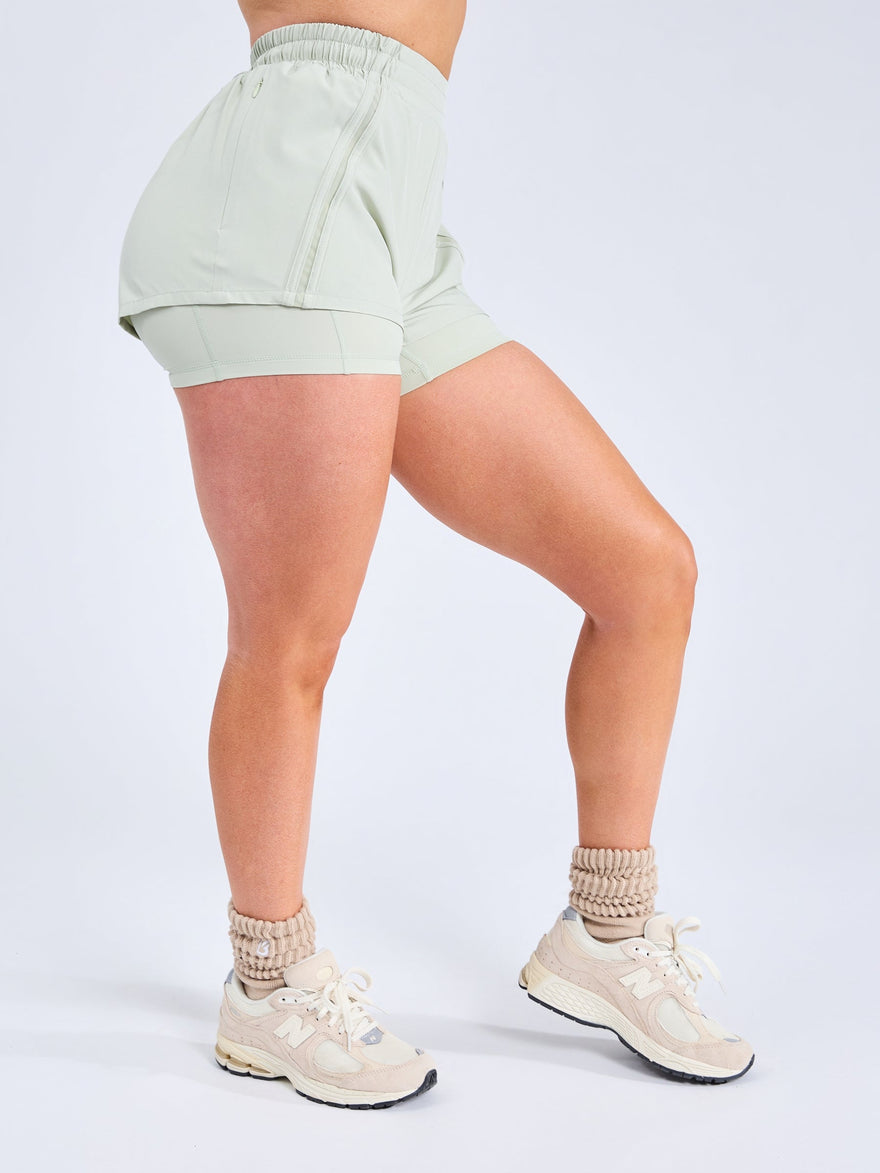 Hot Girl Run Short - Pistachio