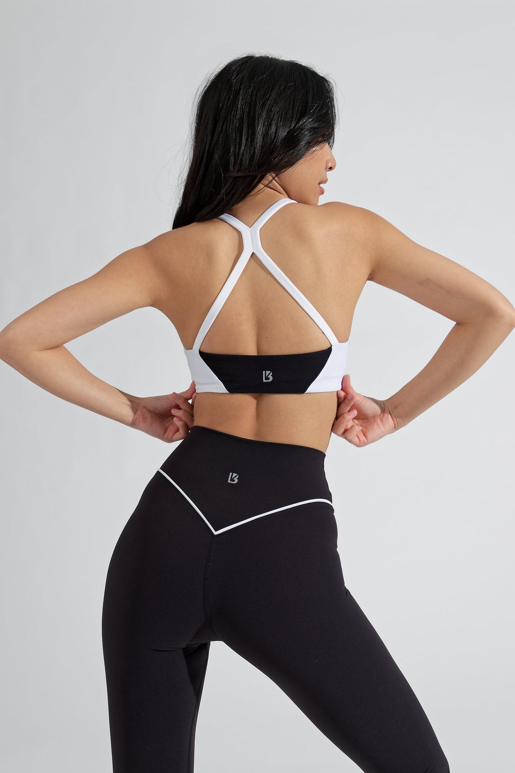 Aurora Sports Bra - Onyx Black and White
