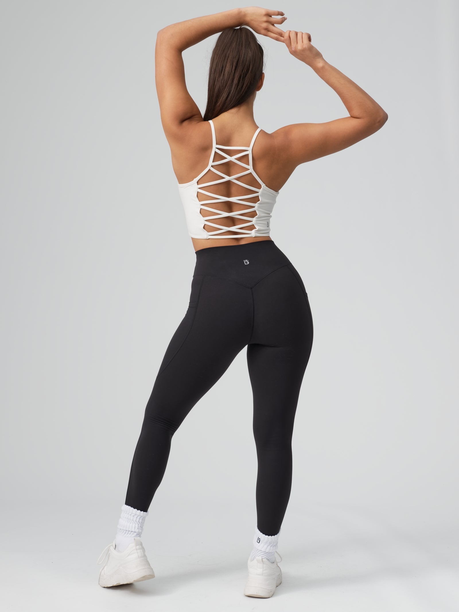 Ivy Crop - Ivory