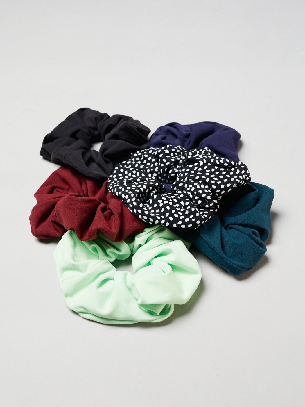 Scrunchies- Nubre
